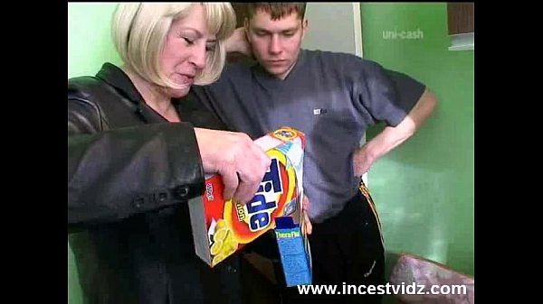 Incestvidz mom son and daughter webcam movies scene