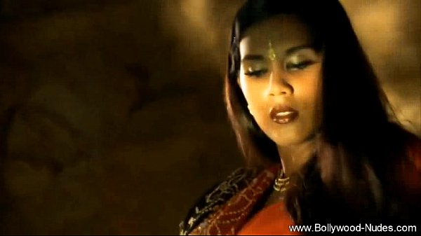 Indian sex videos of mother and daughter scene