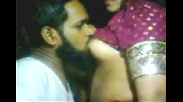 Indian village girl group sex videos downloading scene