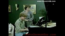 Vintage son fuck unsatisfied mom for sex