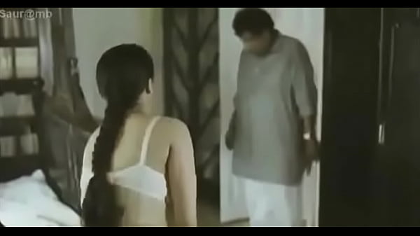 Indian mom dress change by her son scene
