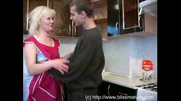 Russian mom son outdoor tutorial scene