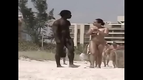 Nissi group beach sex scene